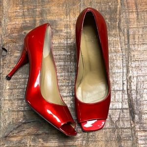 Stuart Weitzman red heels style “Linda”